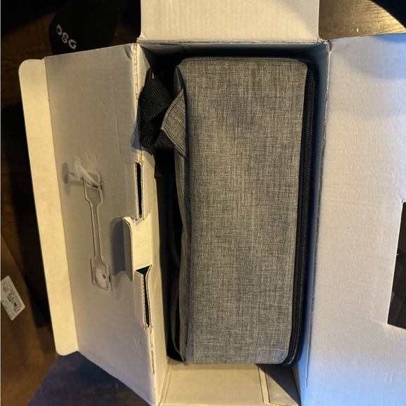 Projector - Picture 3 of 4